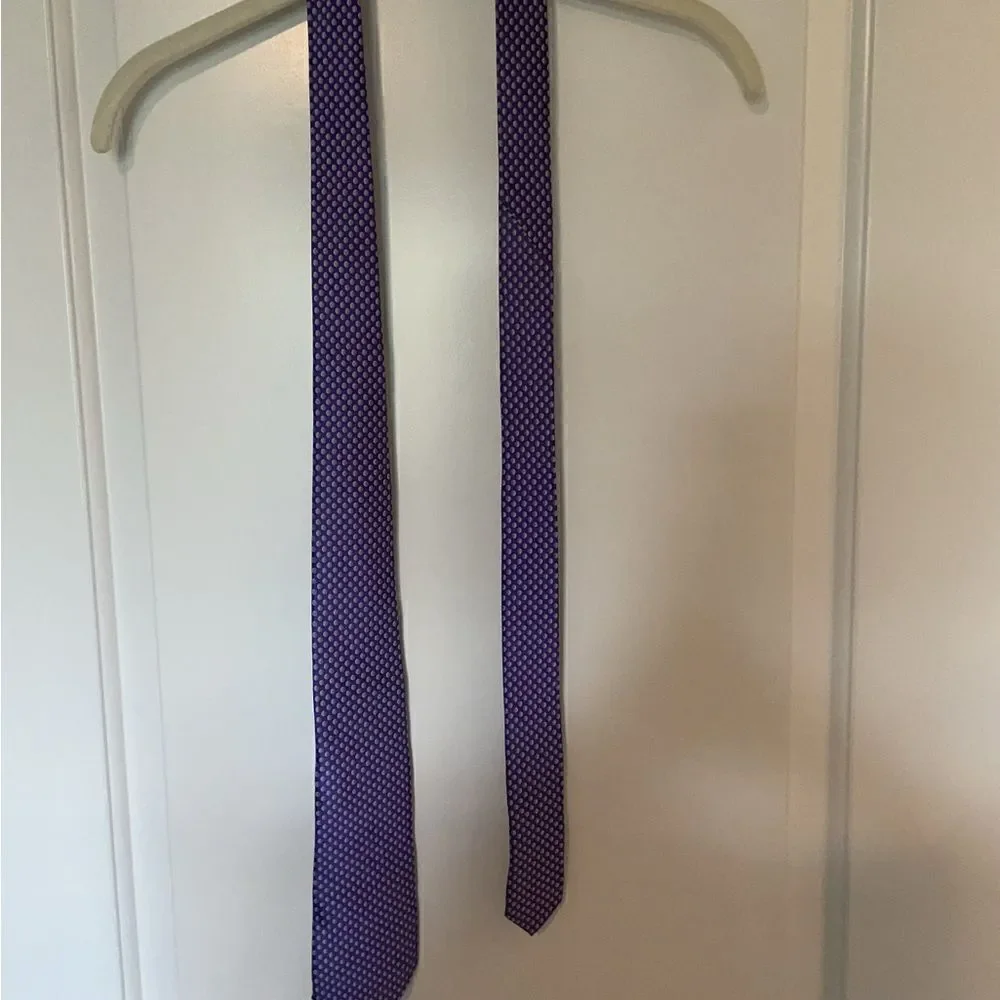 Valentino 100% silk tie - purple